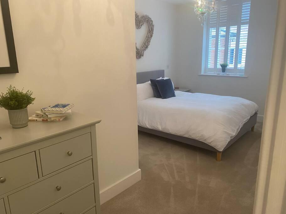 Unrivalled Location - Five Star - Worcester Apartment Εξωτερικό φωτογραφία