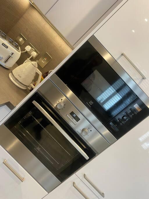 Unrivalled Location - Five Star - Worcester Apartment Εξωτερικό φωτογραφία